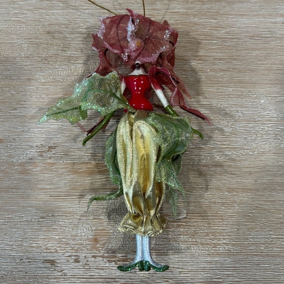 Vintage Russ Berrie Belles de Noel Ms Priscilla Poinsettia Christmas Ornament - Picture 1 of 5